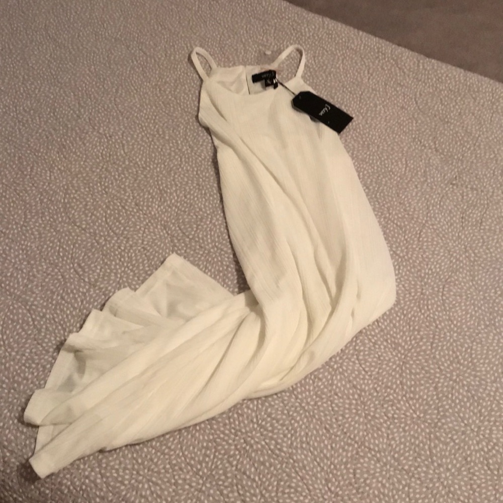 Ivory Halter Neck Swing Dress - Picture 6 of 6